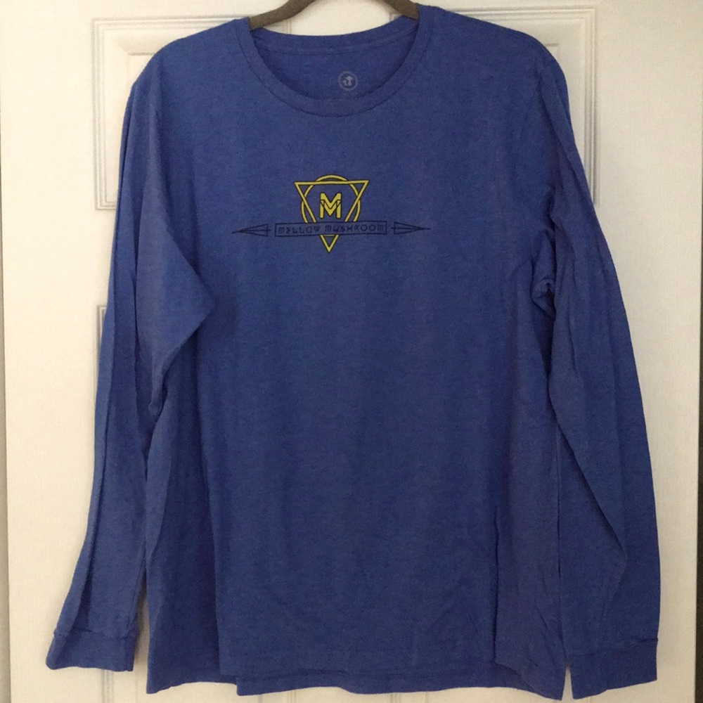 House of Shroom mellow mushroom LS tee. EUC XL